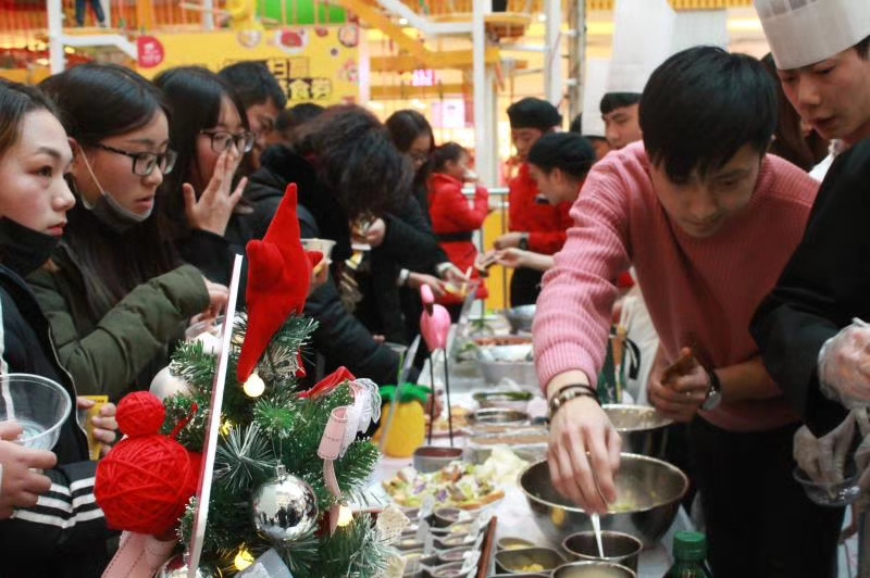 新乡宝龙广场第二届美食节